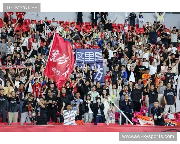 俱乐部举办球员与球迷联谊晚宴促进交流与认同感 俱乐部举办球员与球迷联谊晚宴促进交流与认同感